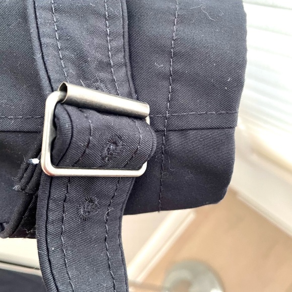 Women H&M Black Trench Coat size 8 with good condition. - Picture 3 of 5